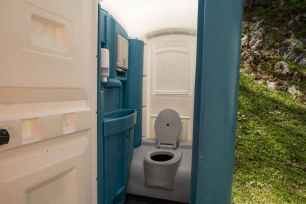 Types of Portable Toilets We Offer in Chickamauga, GA